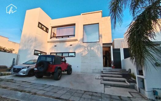 CASA EN RENTA EN LA PIEDRA