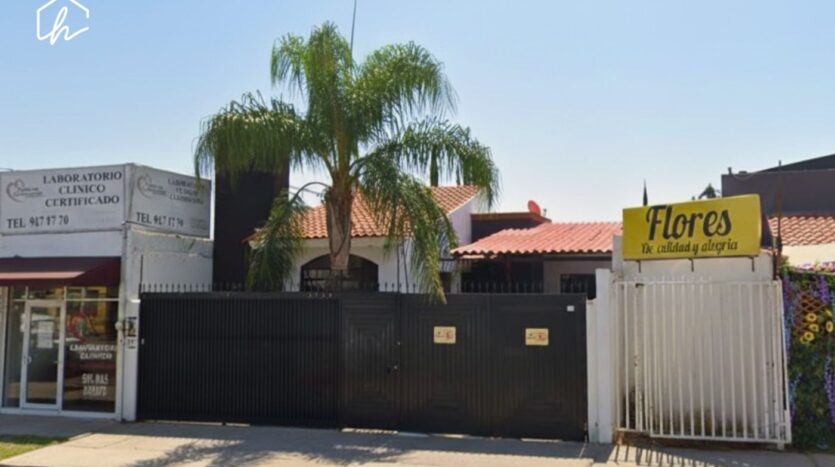 OFICINA O CASA EN RENTA AL NORTE ZONA SAN TELMO