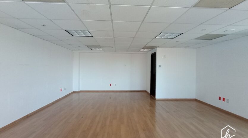 EDIFICIO DE OFICINAS EN RENTA