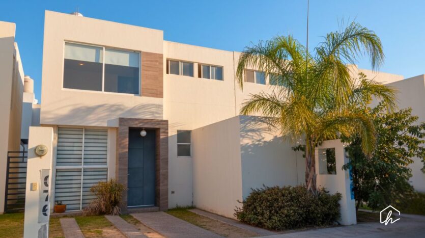 CASA EN VENTA EN RONDA RESIDENCIAL