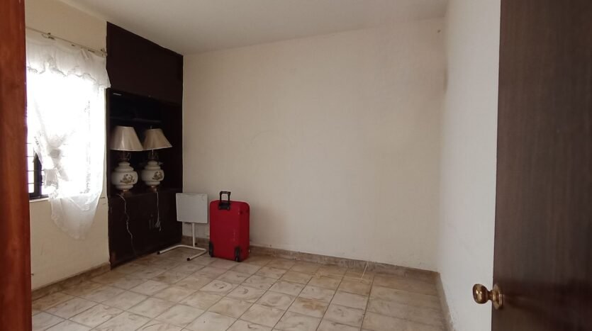 CASA EN VENTA EN FRACCIONAMIENTO MODELO RECAMARA